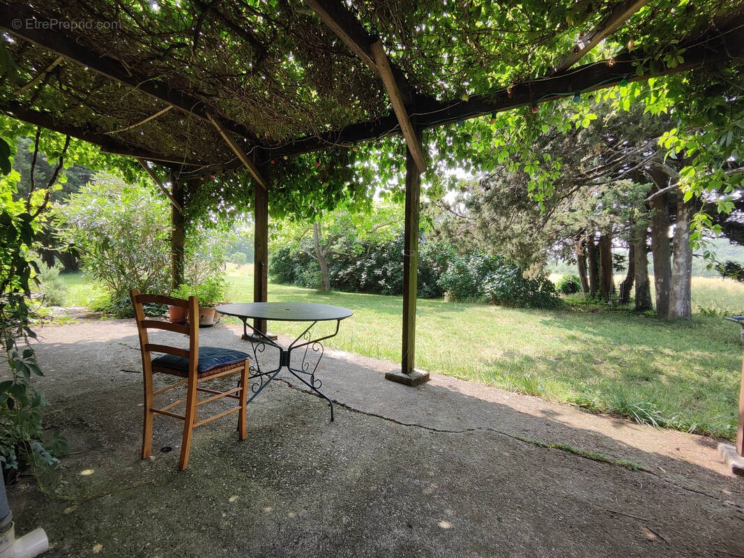 Maison à PONT-DE-BARRET