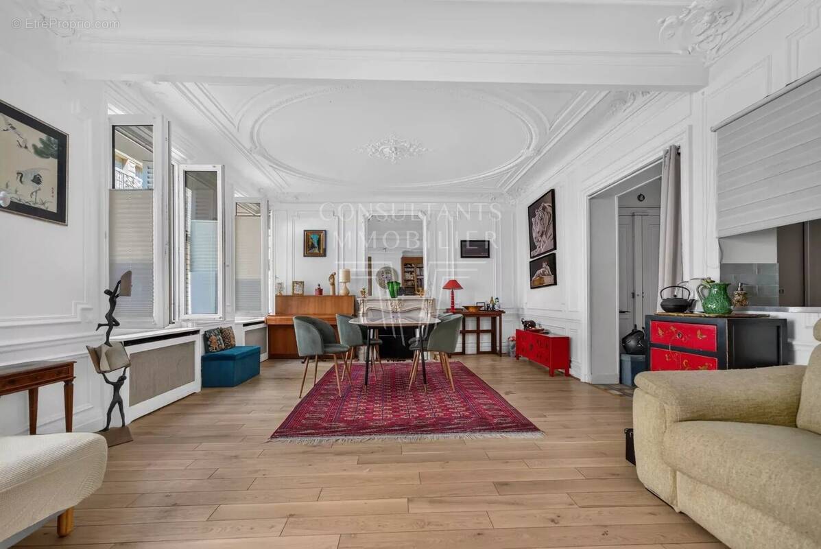 Appartement à PARIS-6E
