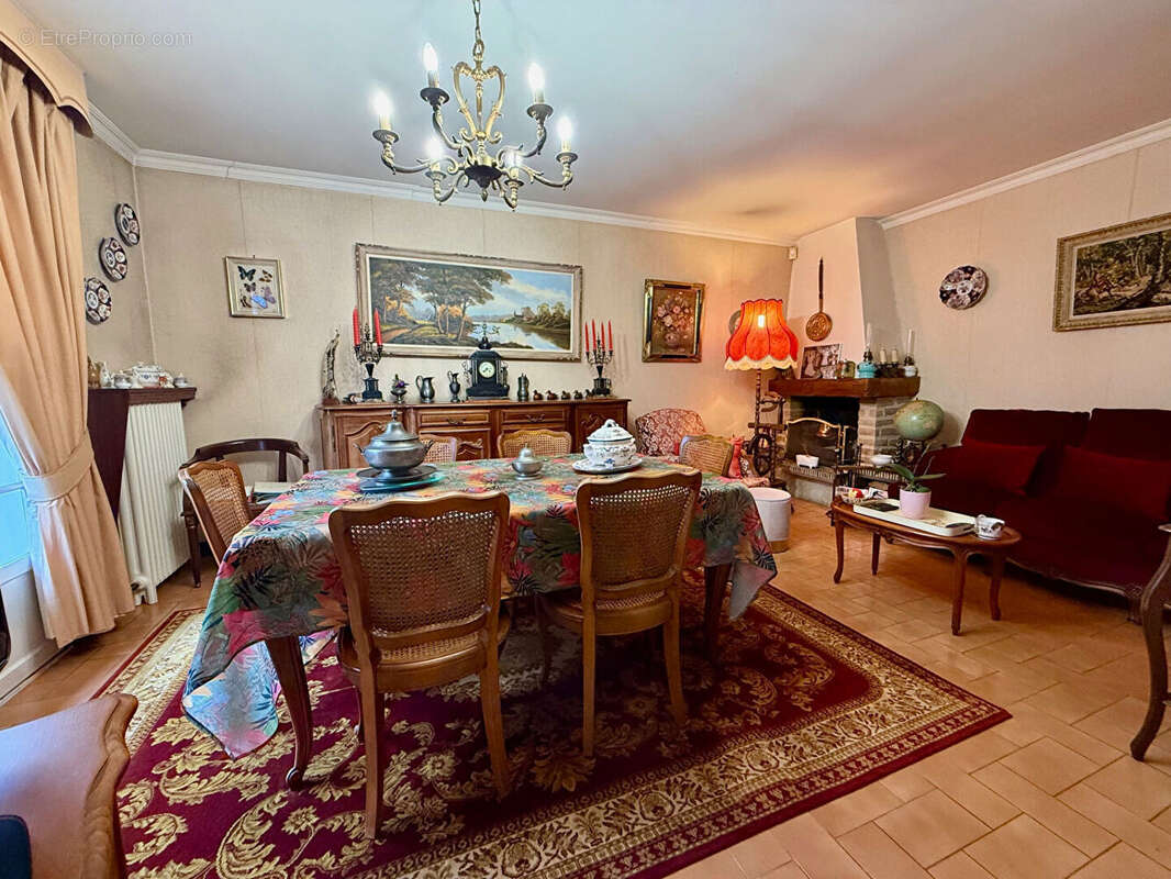 Maison à BRIE-COMTE-ROBERT