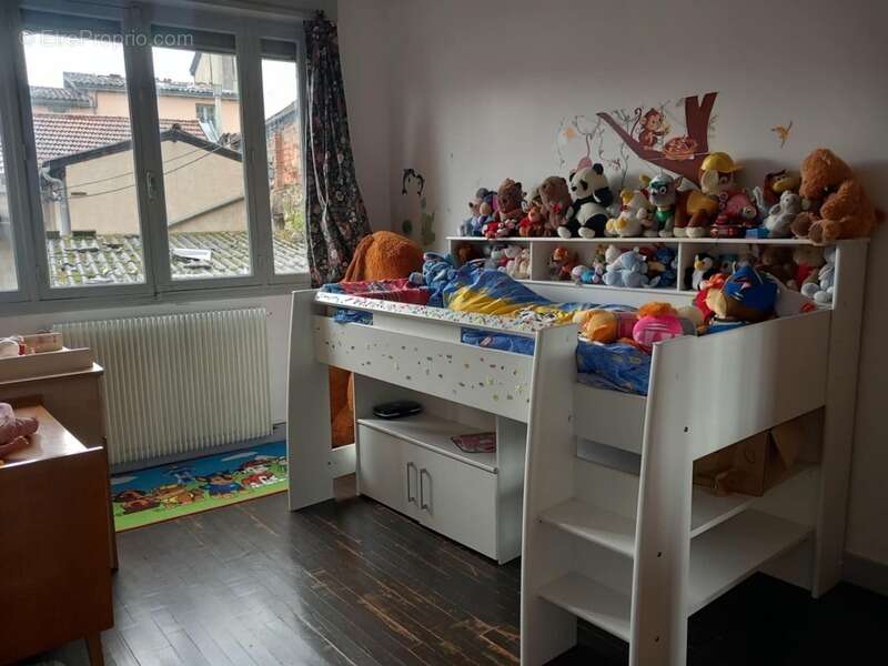 Appartement à THIERS