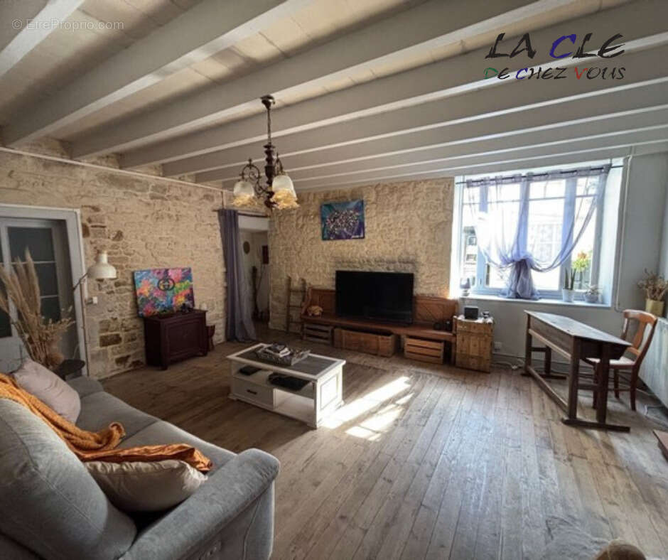 Maison à SAINT-POMPAIN