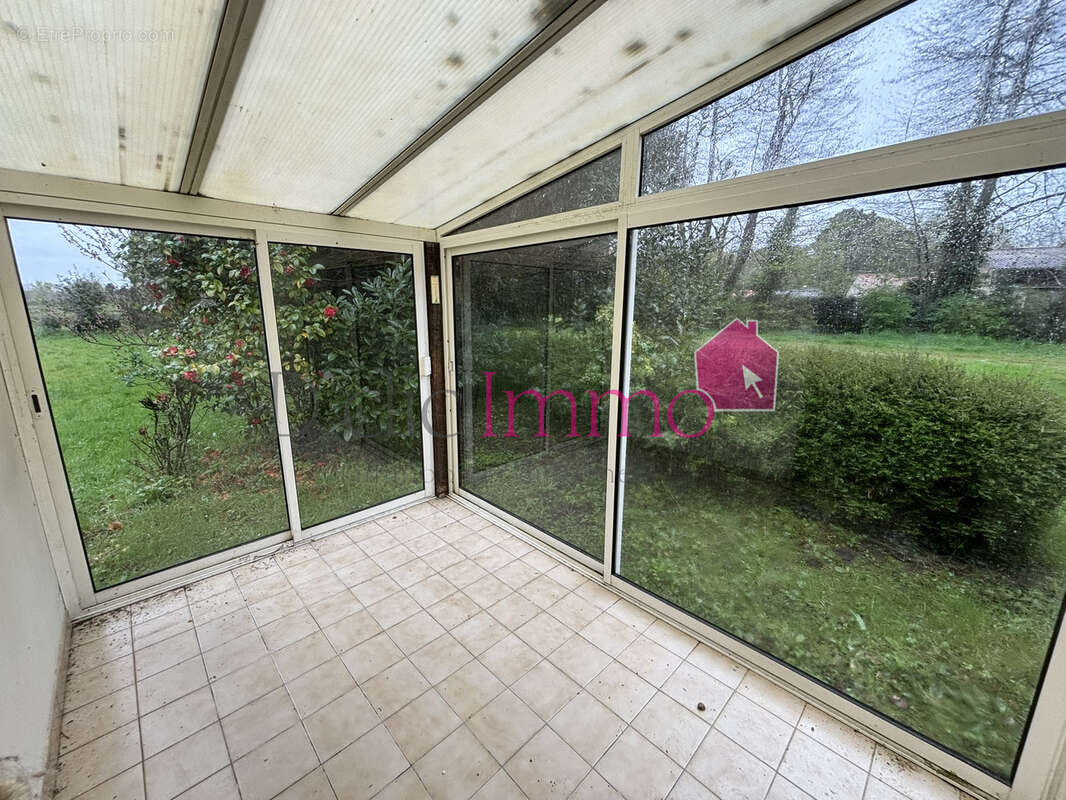 Soullans - maison 2 chambres en campagne   terrain 1,6 ha   grange et dépendances - photo 10