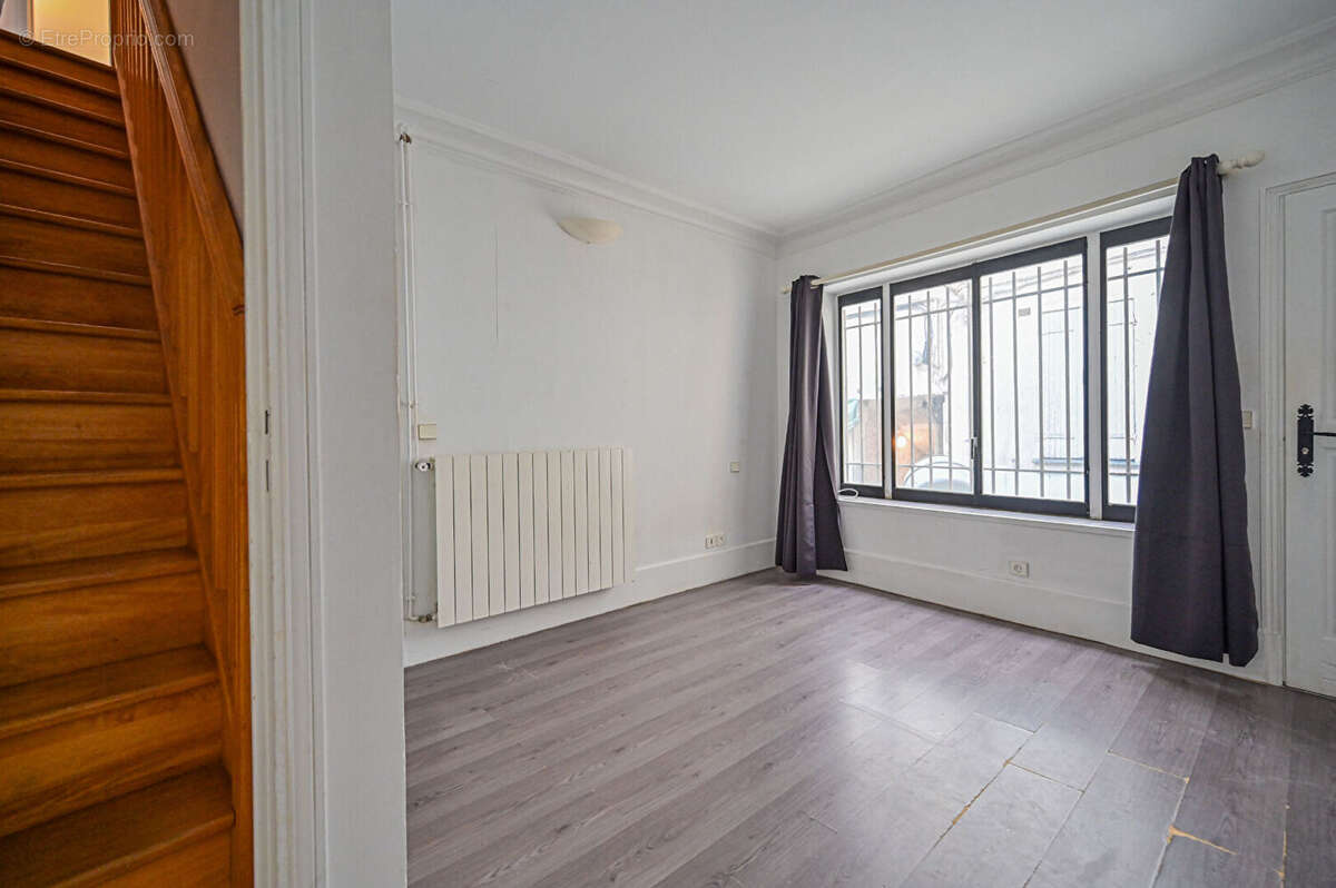 Maison à PARIS-20E