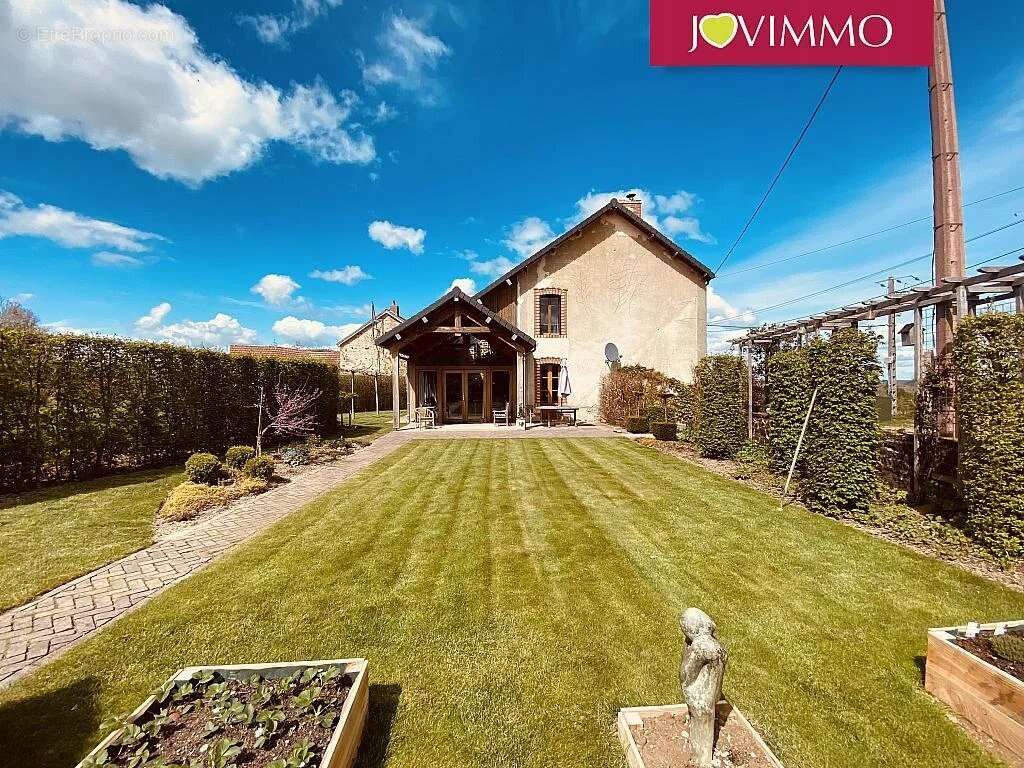 Maison à FONTANIERES