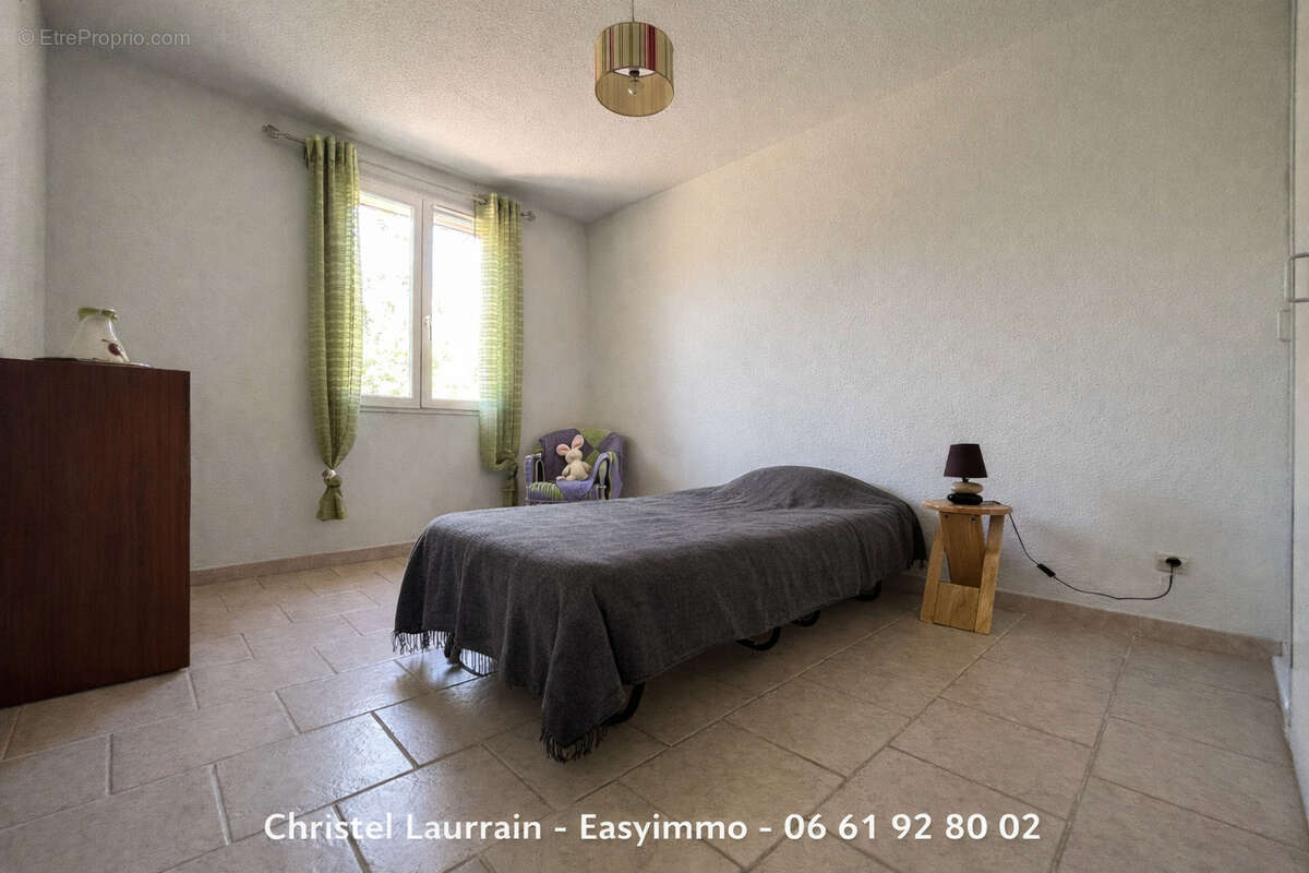 Maison à REGUSSE