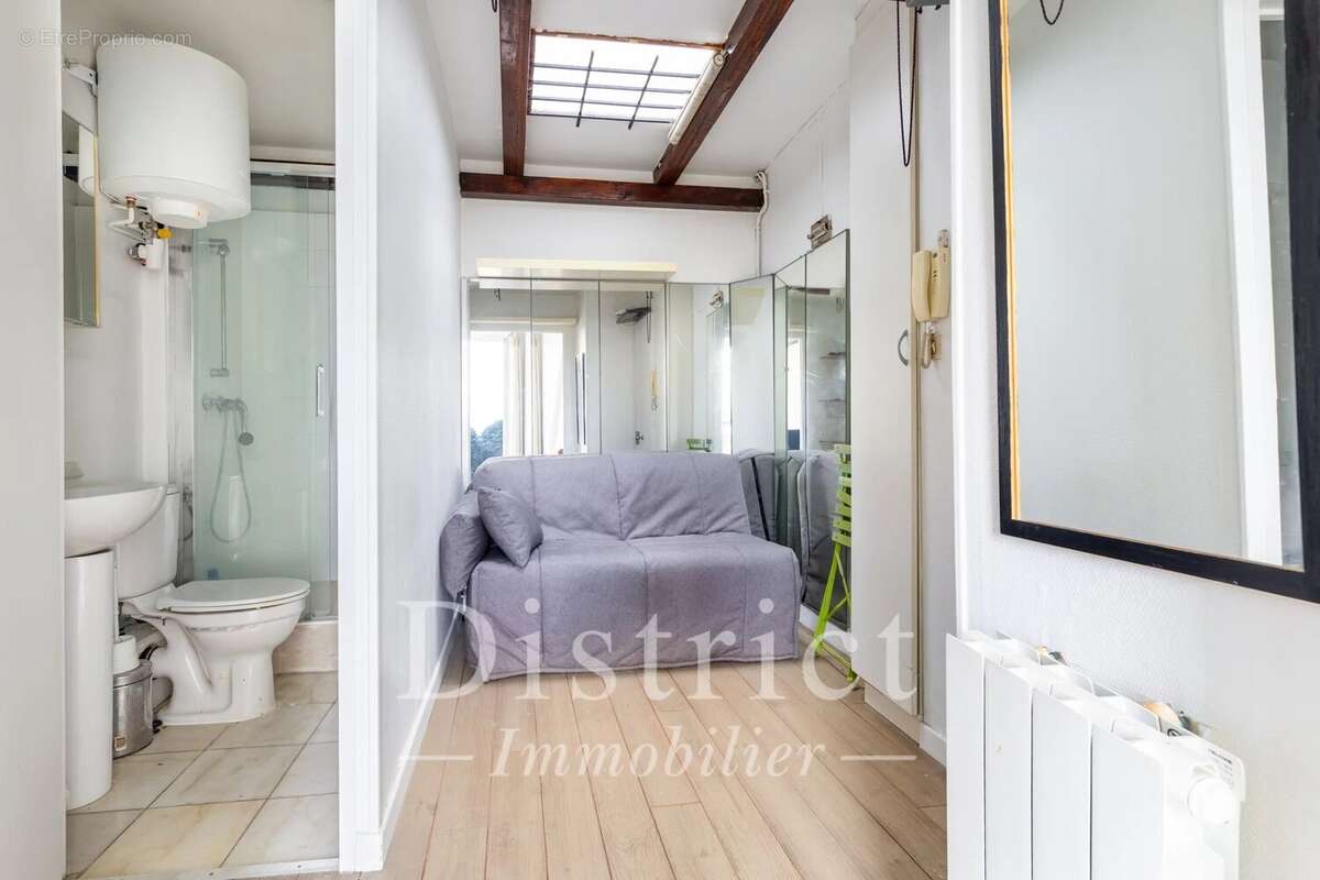 Appartement à PARIS-1E