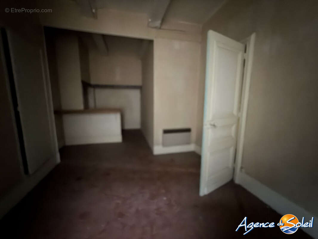 Appartement à LEZIGNAN-CORBIERES