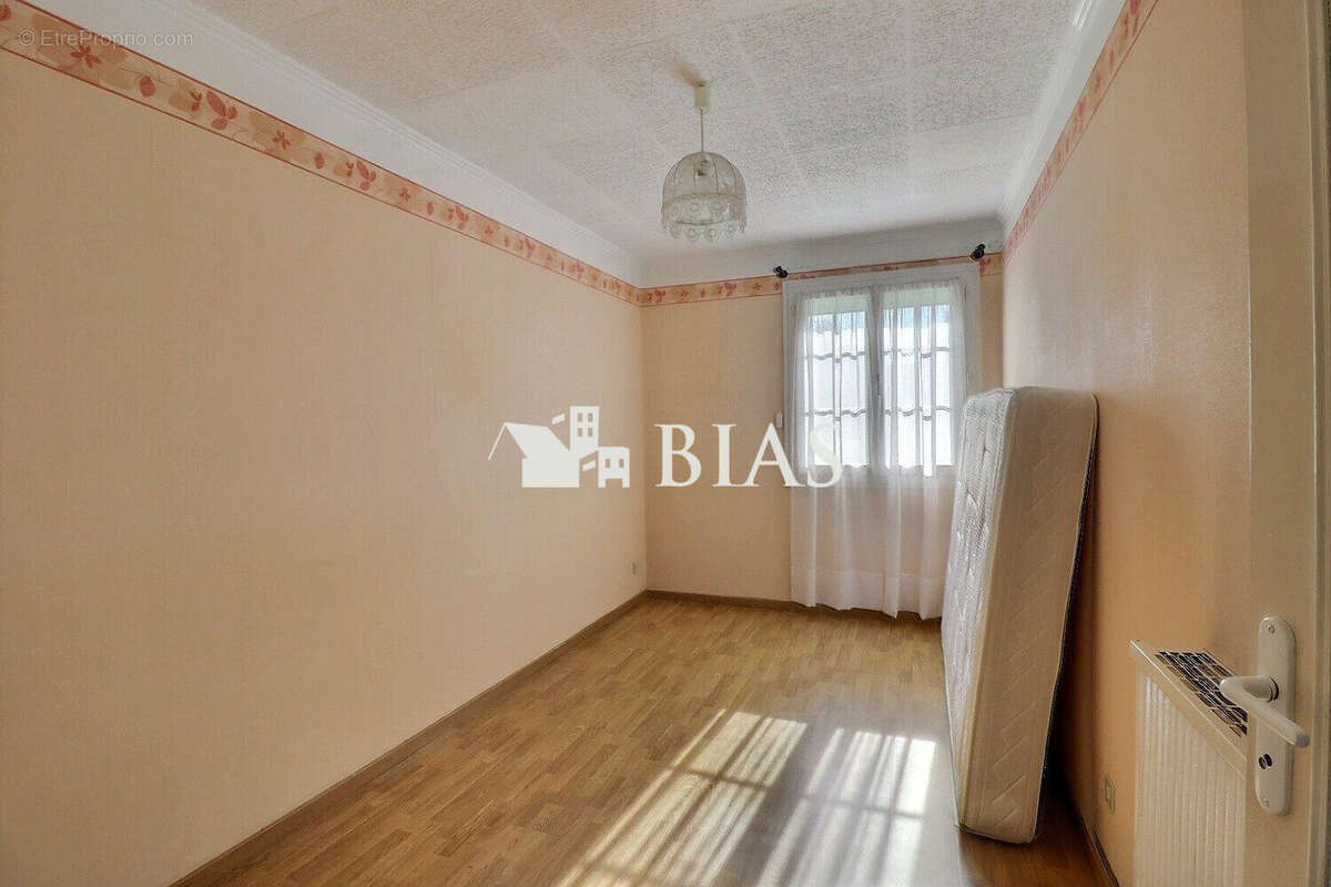 Maison à PONT-L&#039;EVEQUE