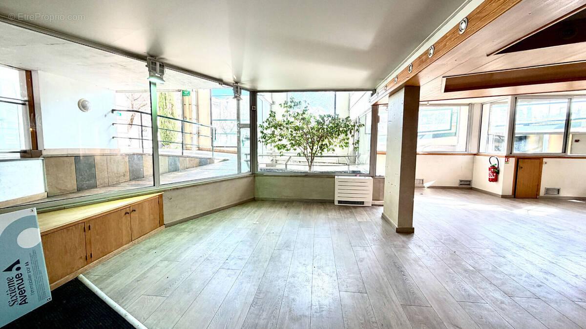 Commerce à MANOSQUE