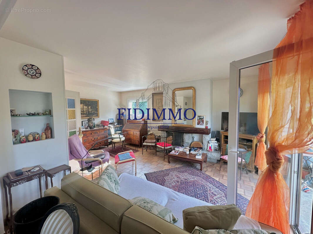 Maison à SUCY-EN-BRIE