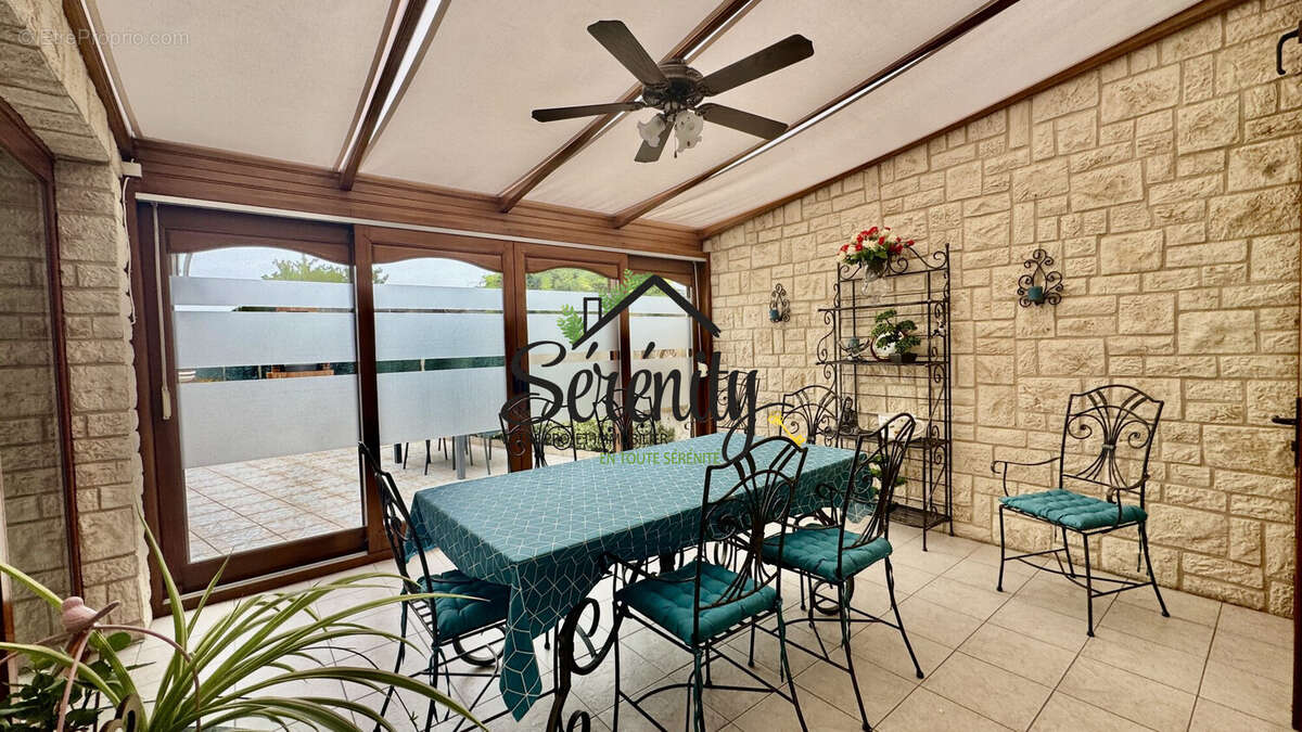 Maison à FONTAINE-AU-PIRE