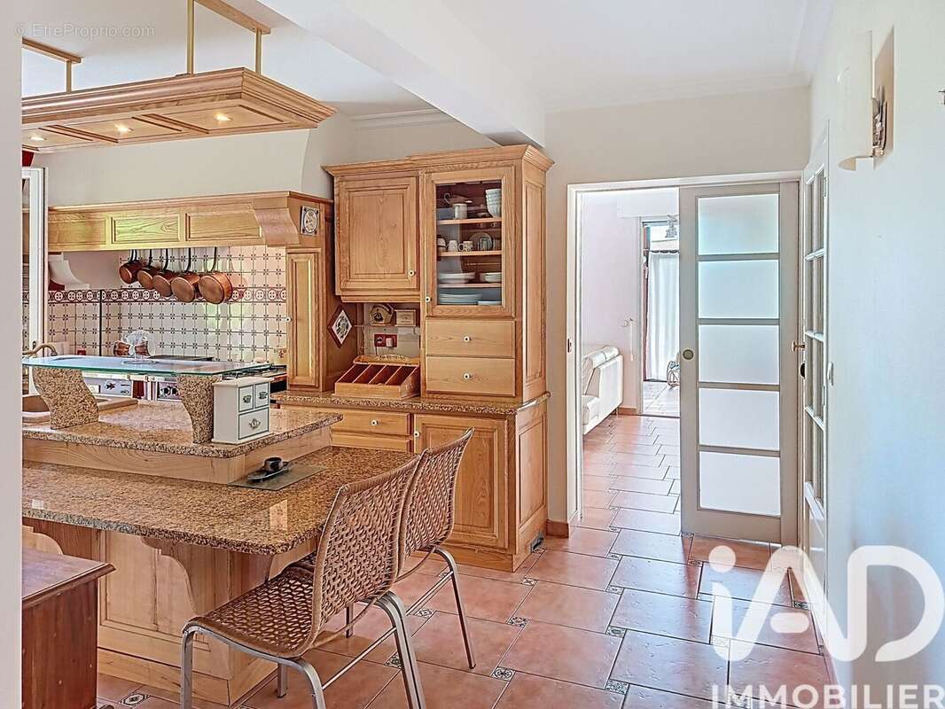 Maison 240 m² à Bougon  - photo 7
