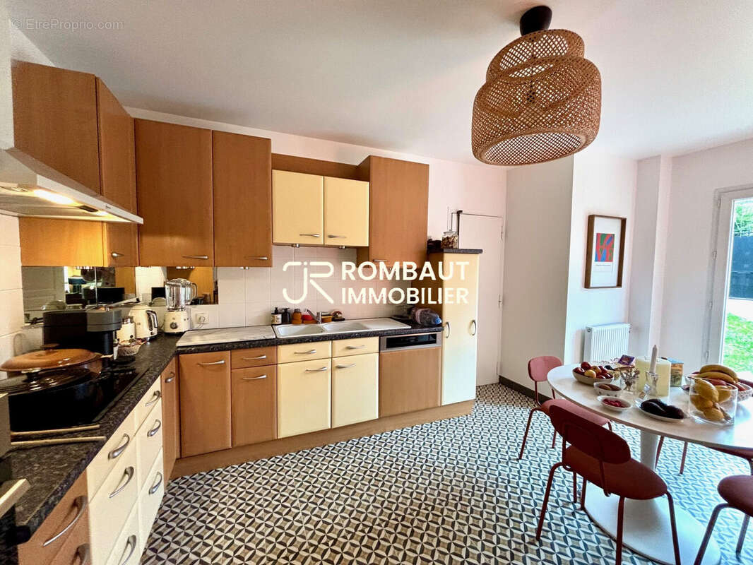 Maison à LA CELLE-SAINT-CLOUD