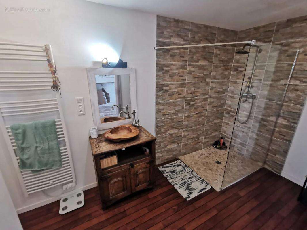 Maison à FONTENILLE