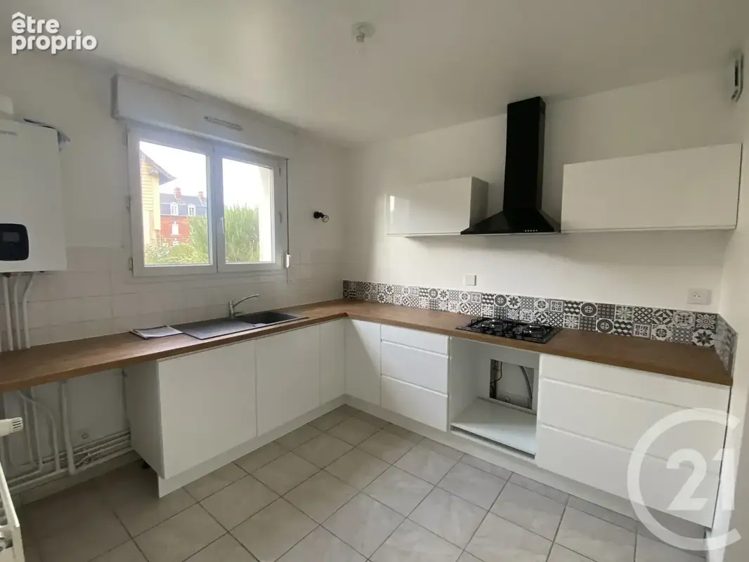 Maison 5 pièces 118 m² à vendre à Bernay (27300) - photo 4