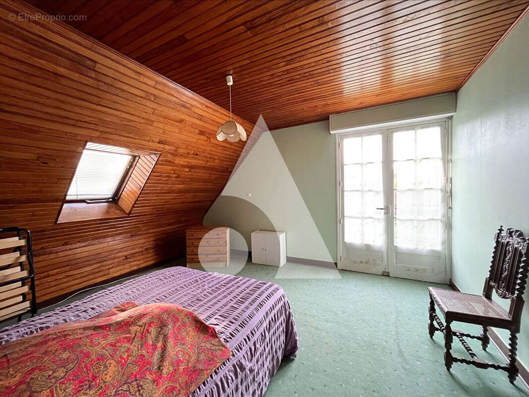 Maison à LOCOAL-MENDON