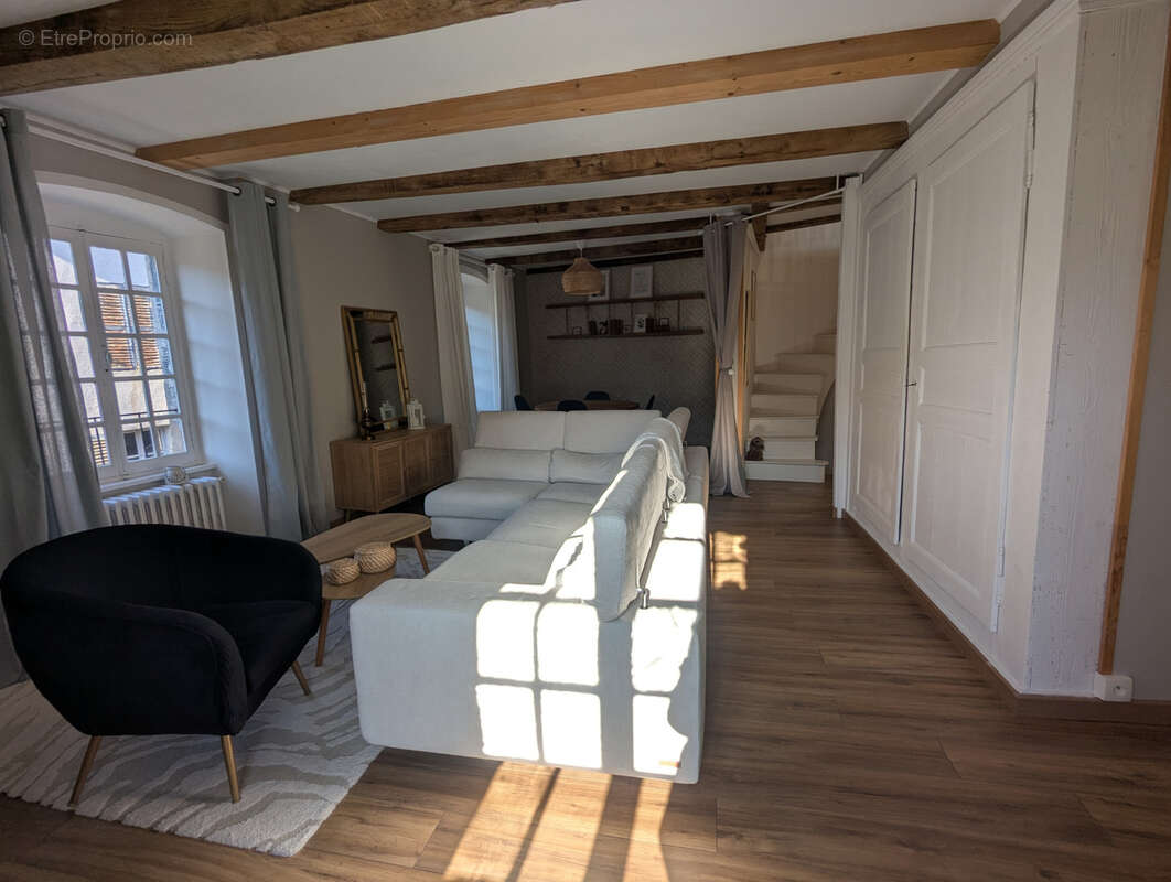 Maison à OLLIERGUES