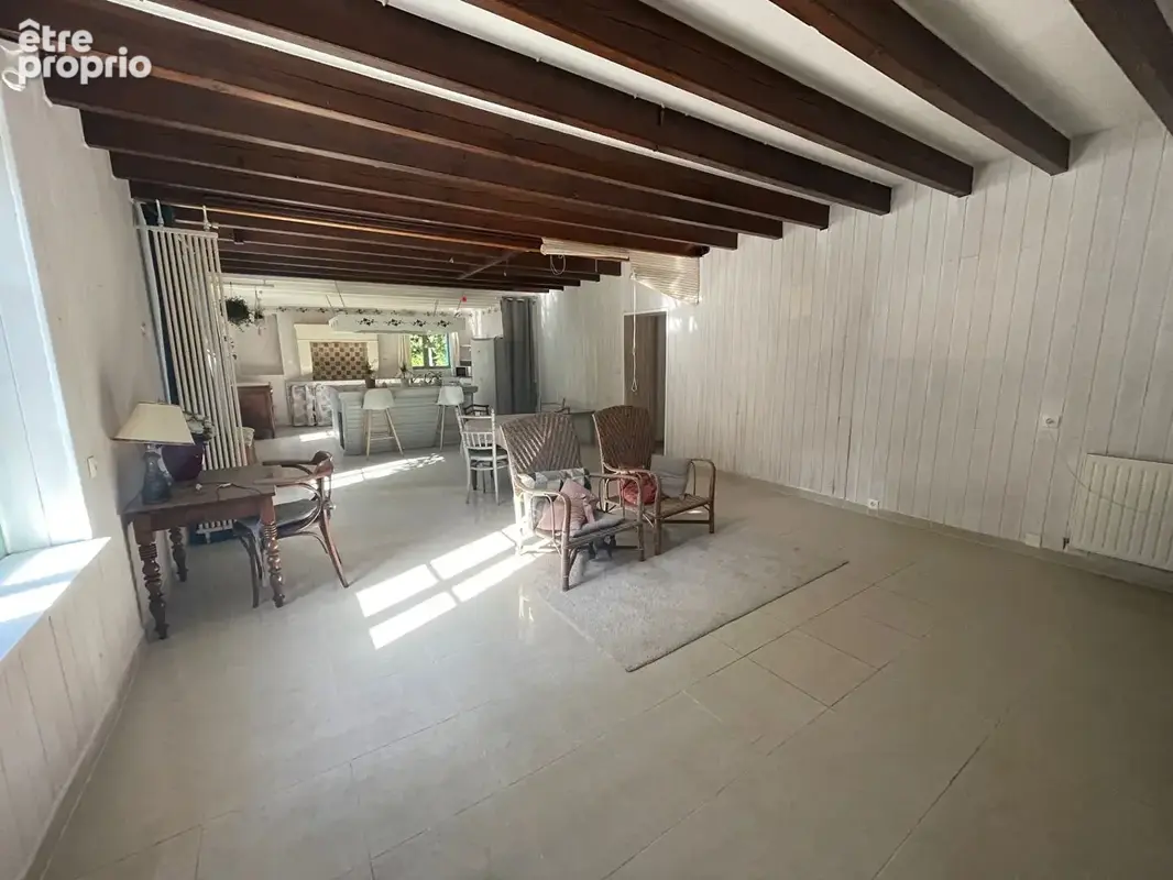 Pouillé - Maison Poitevine 6 pièce(s) 189 m2 - photo 6