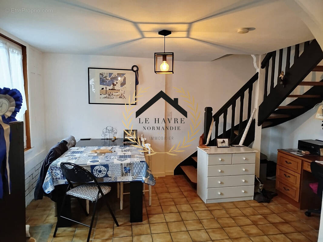 Maison à ANGERVILLE-L&#039;ORCHER