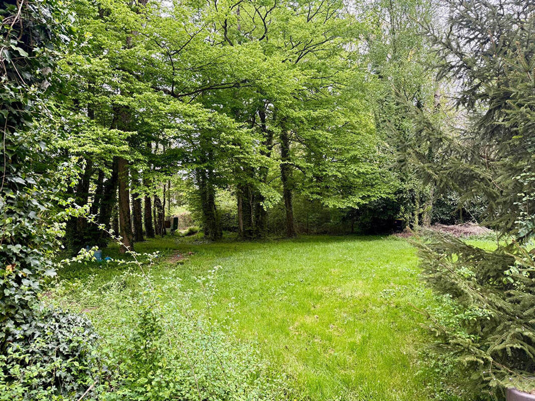 Terrain à COULOMMIERS