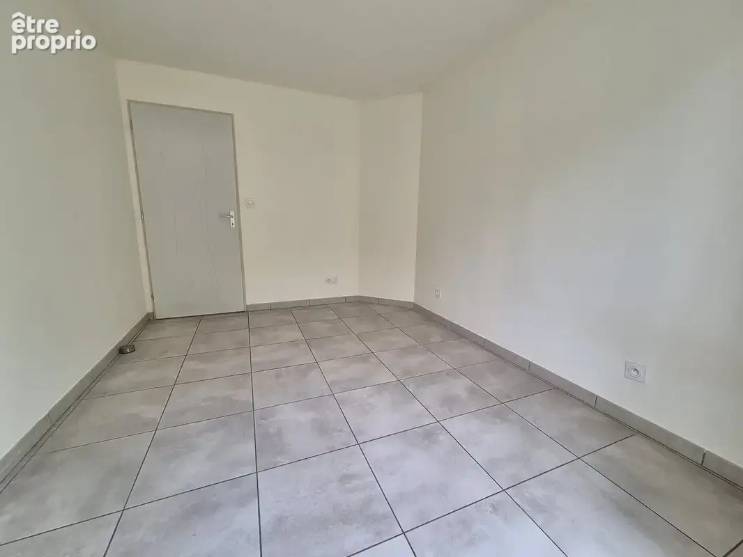 Maison 105 m² à Sainte-Livrade-Sur-Lot  - photo 17