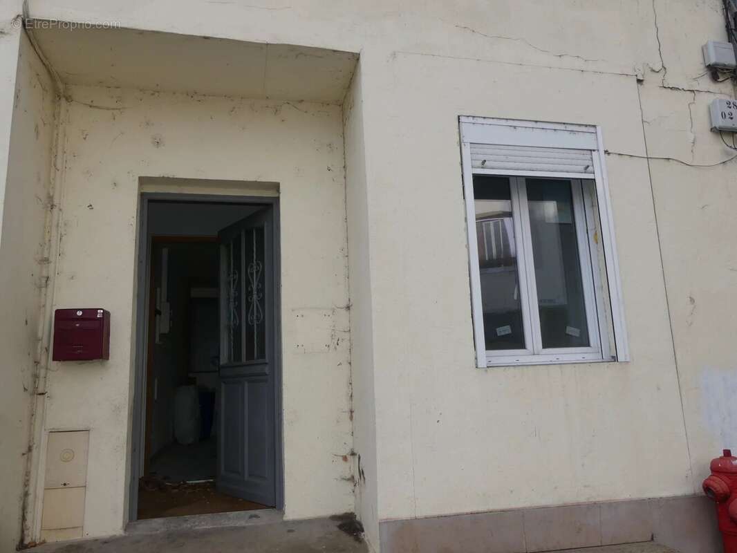 Appartement à TOULON-SUR-ARROUX