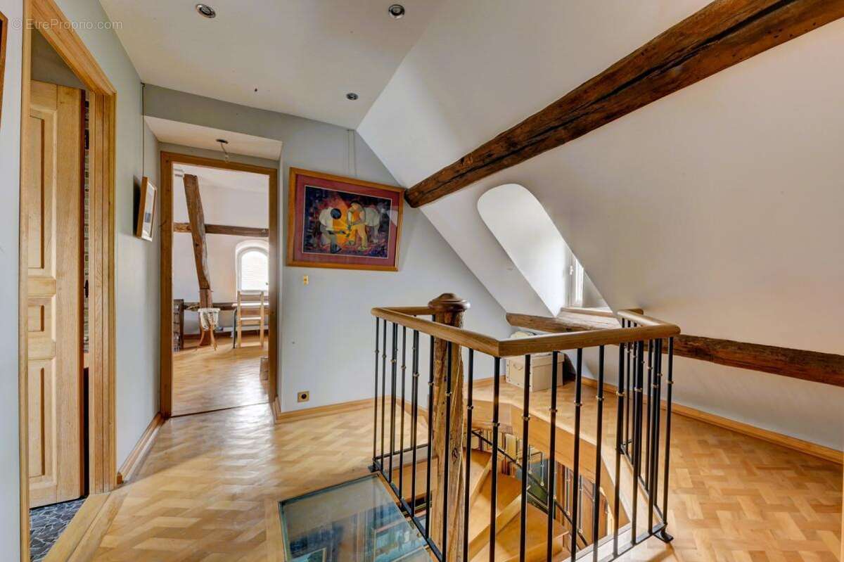 Maison à PARIS-4E