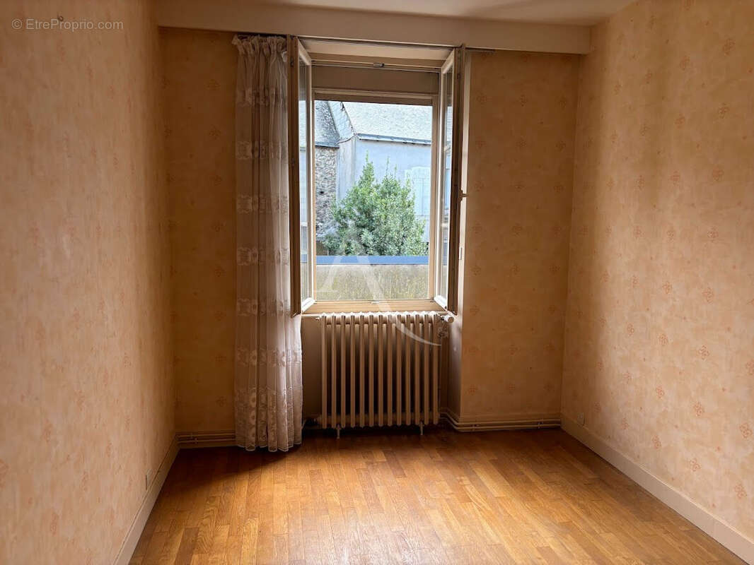 Maison à SAINT-GEORGES-SUR-LOIRE