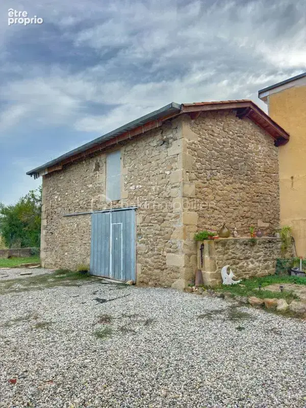 CLÉRIEUX – Maison 176 m² – 4 chambres – Terrain 4 740 m² – Piscine – Dépendances - photo 4