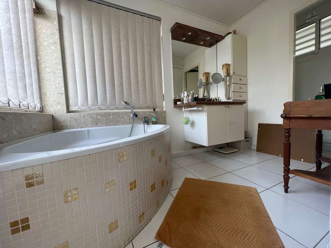 Appartement à SCHOELCHER