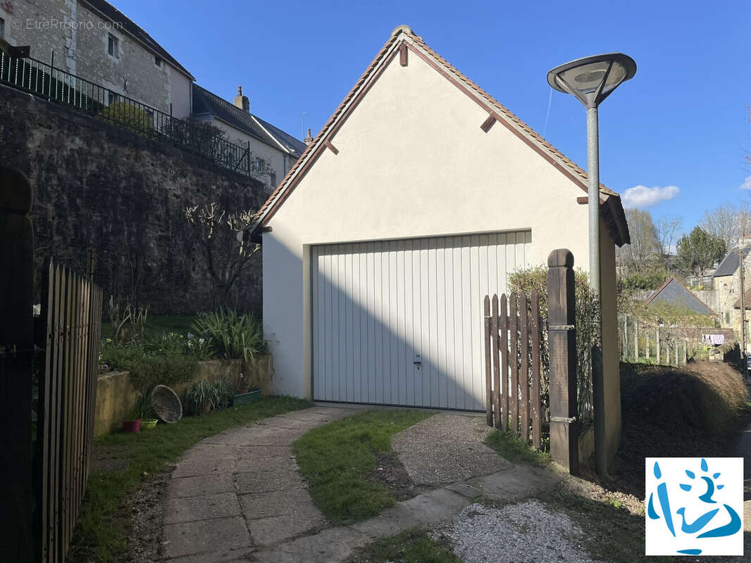Maison à MORTAGNE-AU-PERCHE