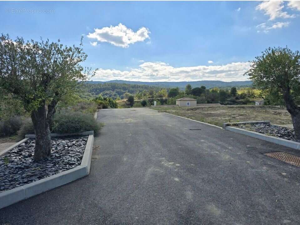 Terrain à CARCASSONNE