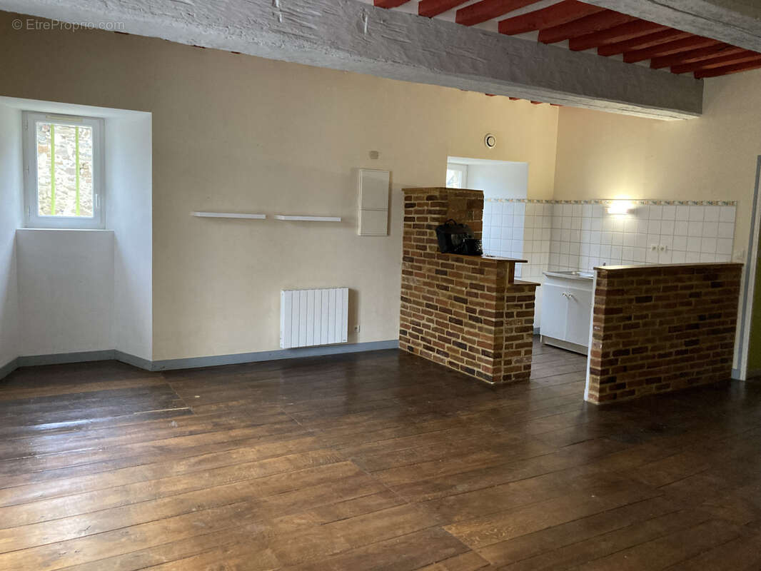 Appartement à JANZE