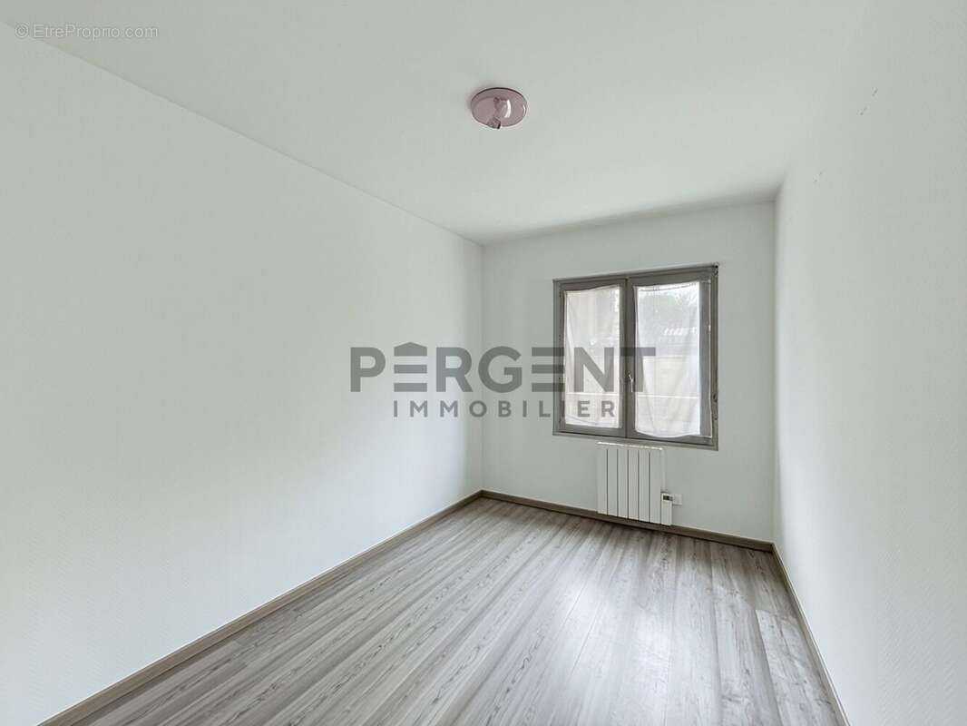 Appartement 53 m² à Charleville-Mezieres  - photo 5