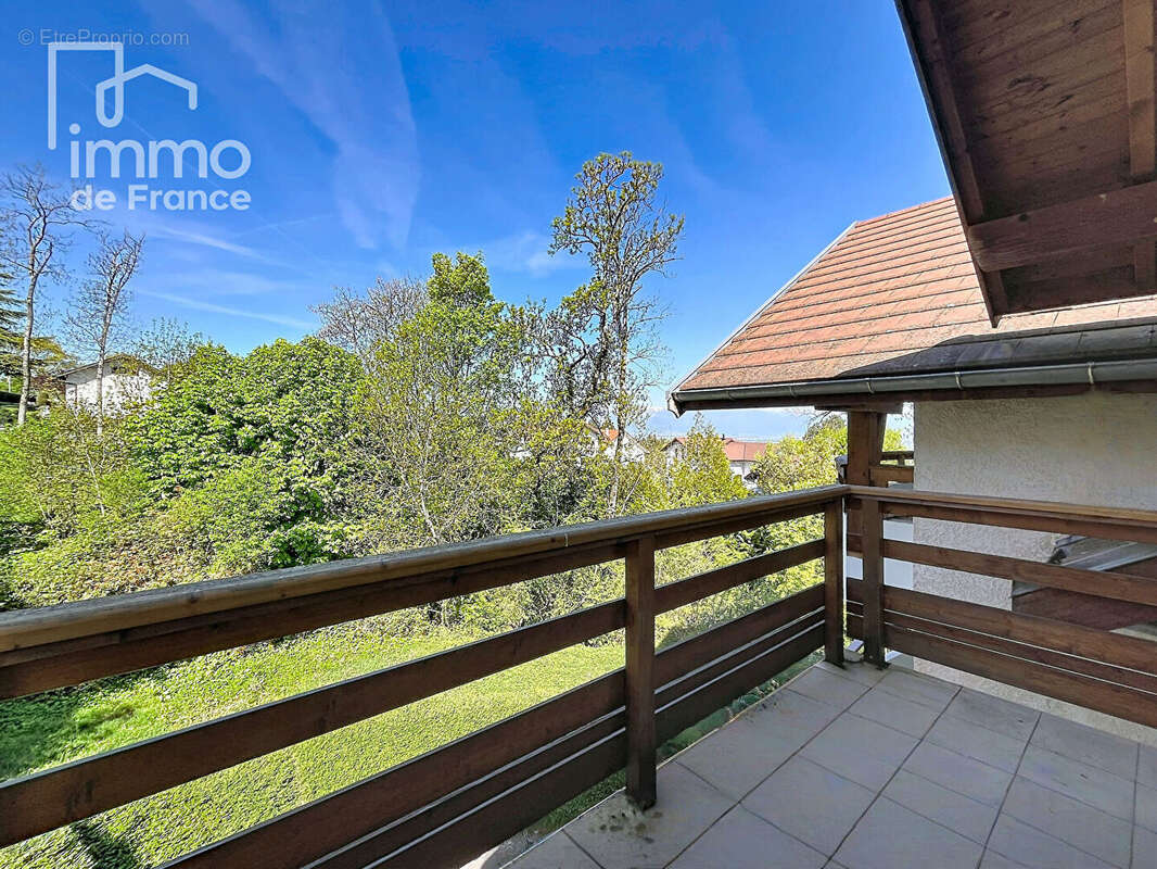 Appartement à ARCHAMPS