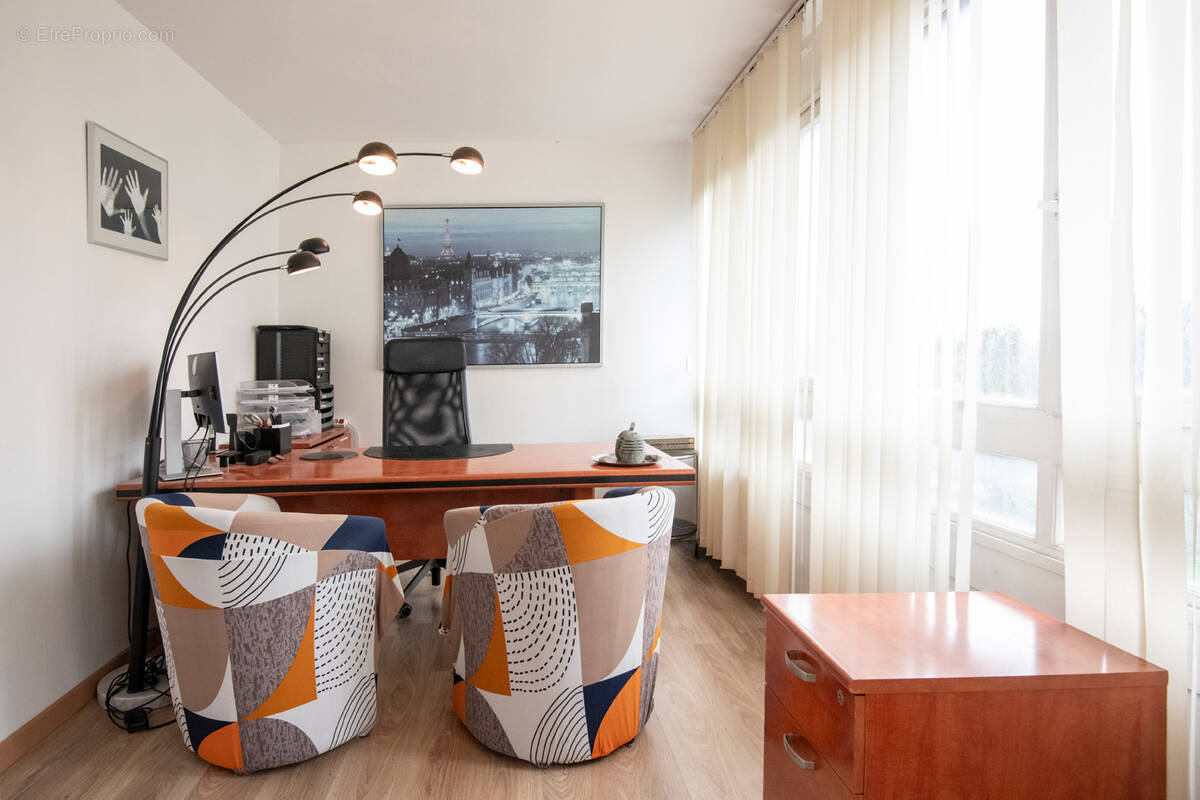 Appartement à NANTERRE