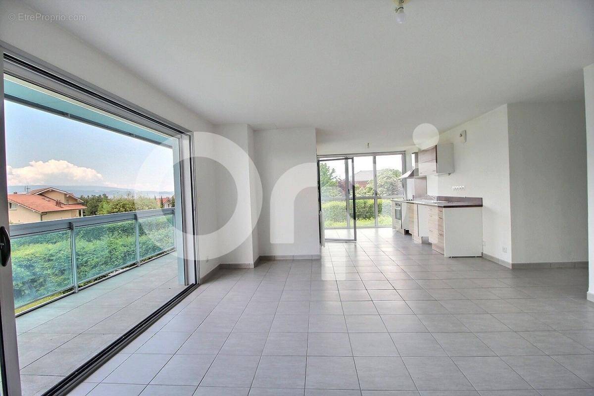 Appartement à MESSERY