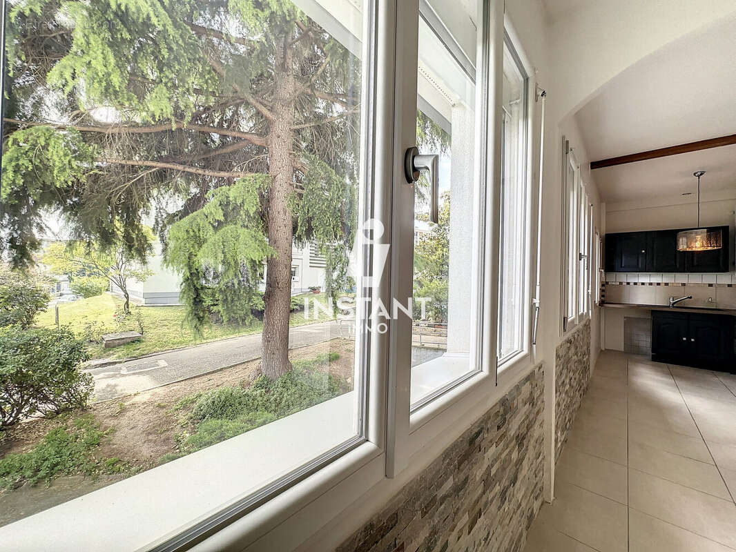 Appartement à SAINT-MAUR-DES-FOSSES