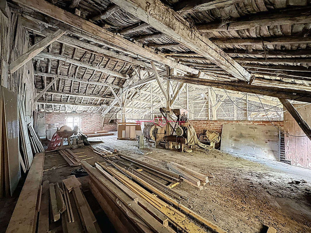 Maison à SAINTE-MENEHOULD