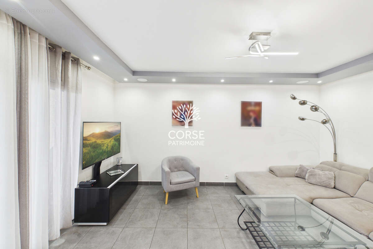 Appartement à PORTO-VECCHIO