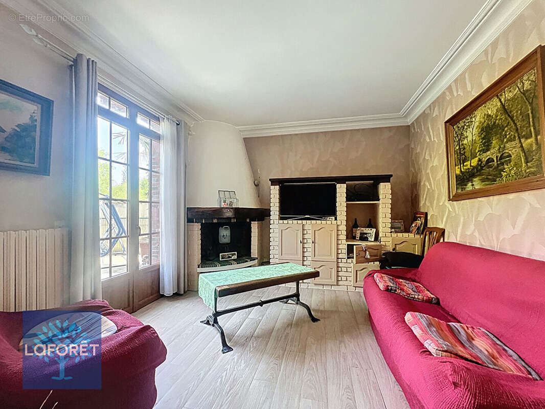 Maison à BALLANCOURT-SUR-ESSONNE