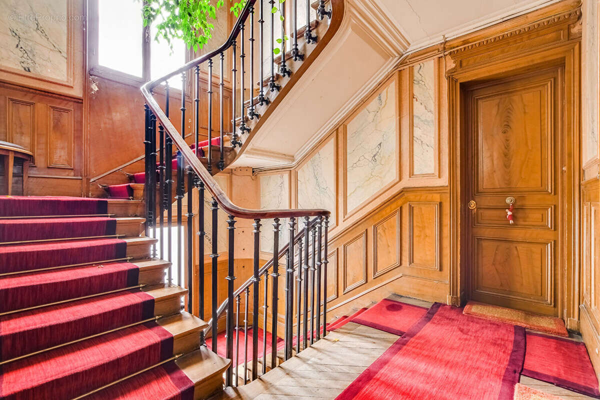 Appartement à PARIS-11E
