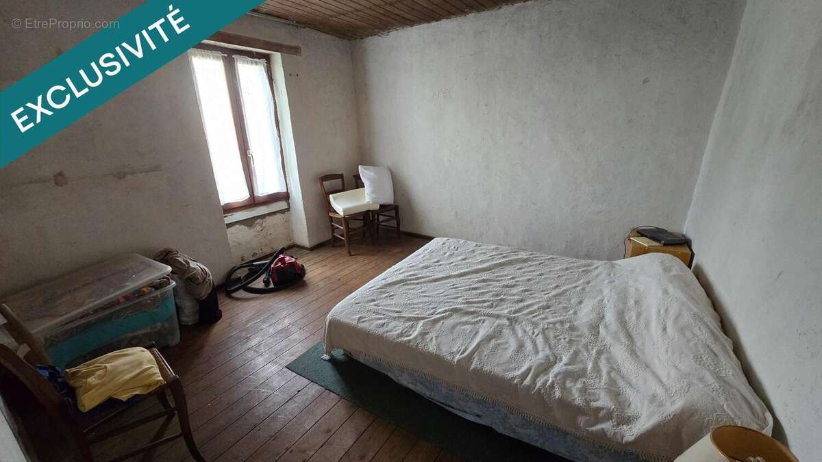 Maison 162 m² à Adriers  - photo 8