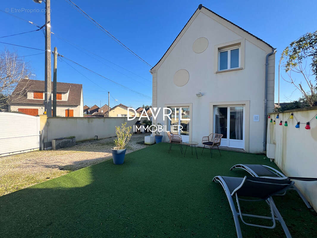 Maison à CONFLANS-SAINTE-HONORINE