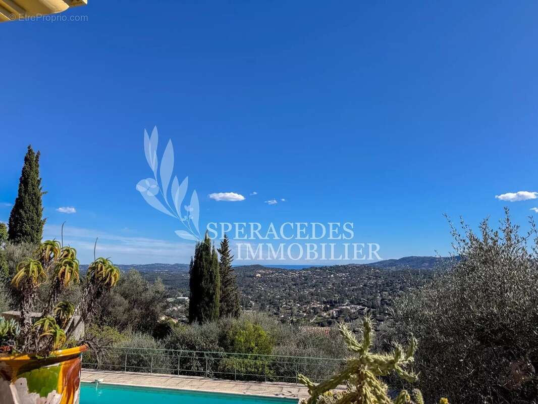 Maison à SPERACEDES