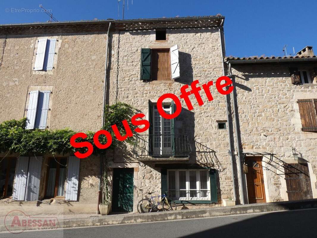 Maison à LES CABANNES