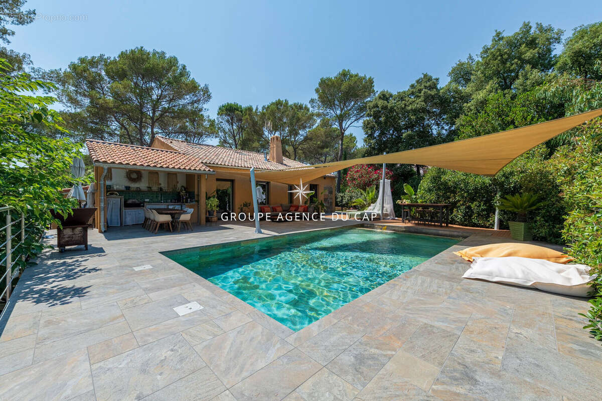 Maison à SAINT-RAPHAEL