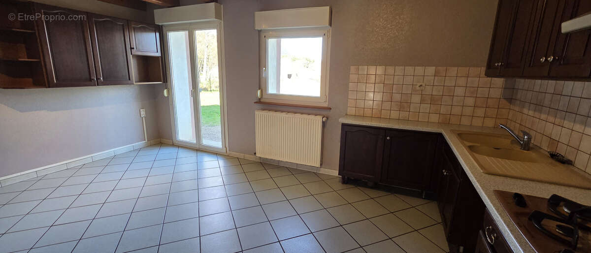 Maison à BOURG-BRUCHE