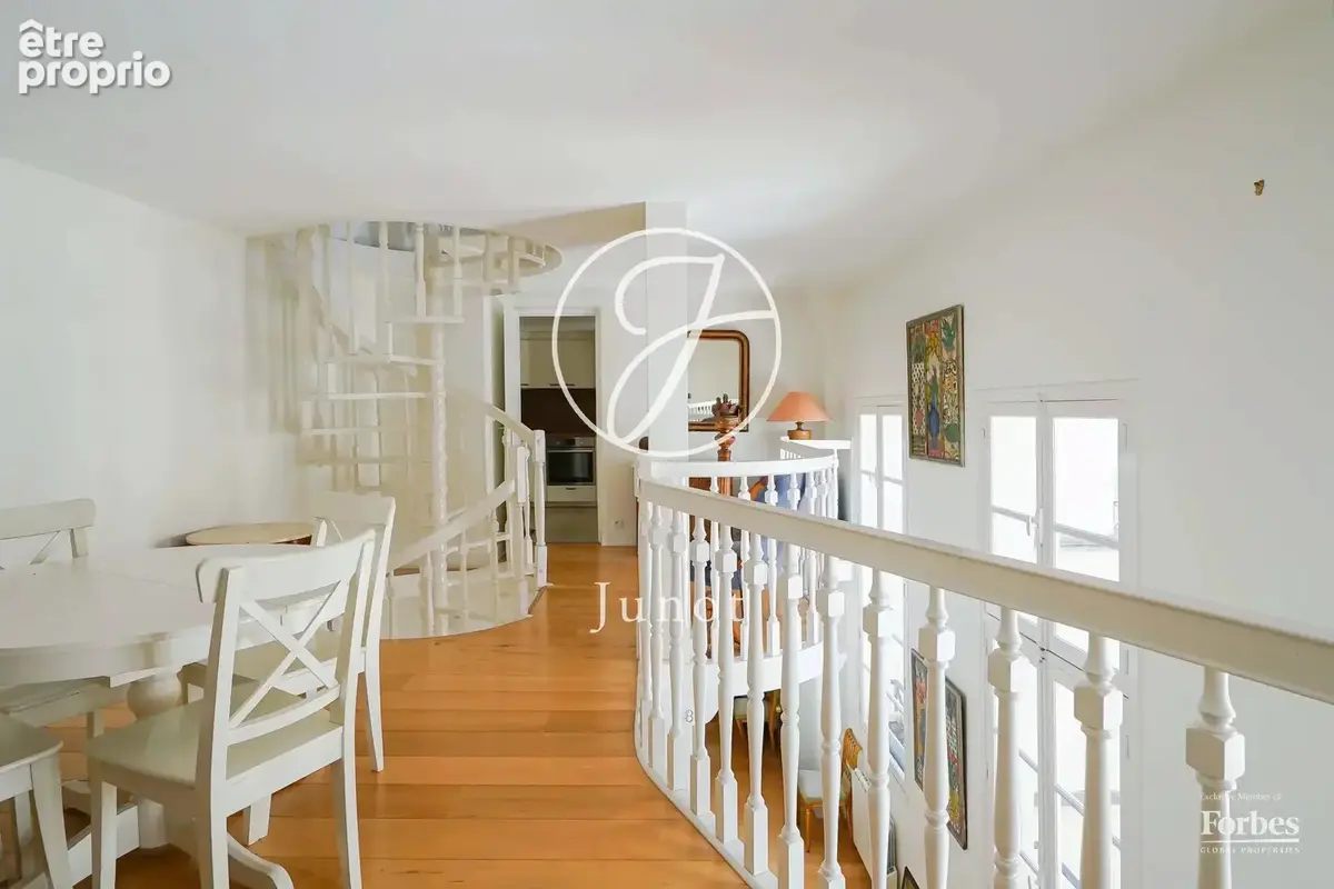 Paris 5e - MAUBERT-MUTUALITE / RUE MAÎTRE ALBERT - Triplex - 4 pièces - 96,95m² Carrez - 106,62m² au sol - 3 chambres - Esprit m - photo 11
