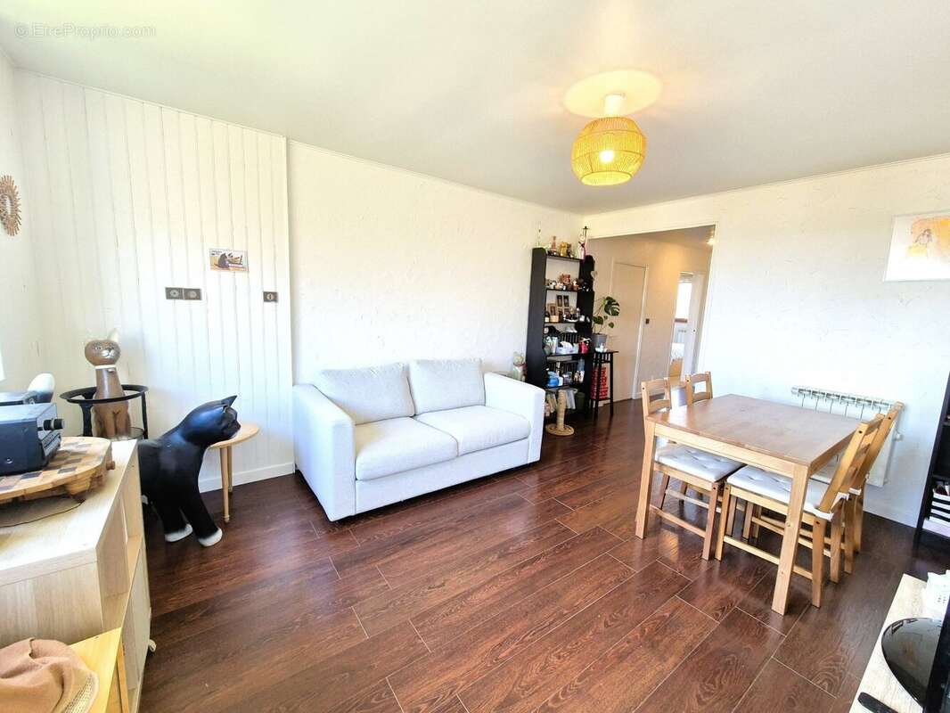 Appartement à SAINT-FARGEAU-PONTHIERRY